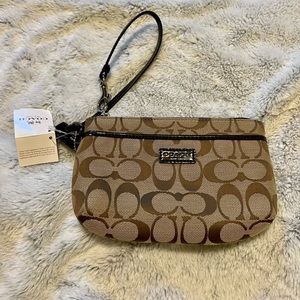 NWT Coach Wristlet